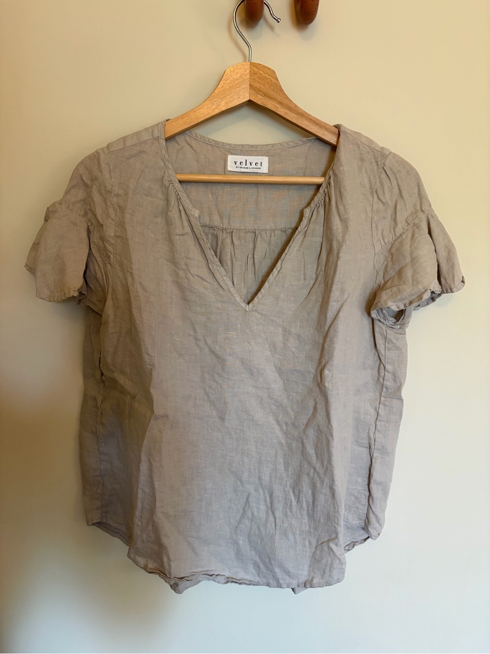 Velvet By Graham and Spencer Jennifer Linen Top